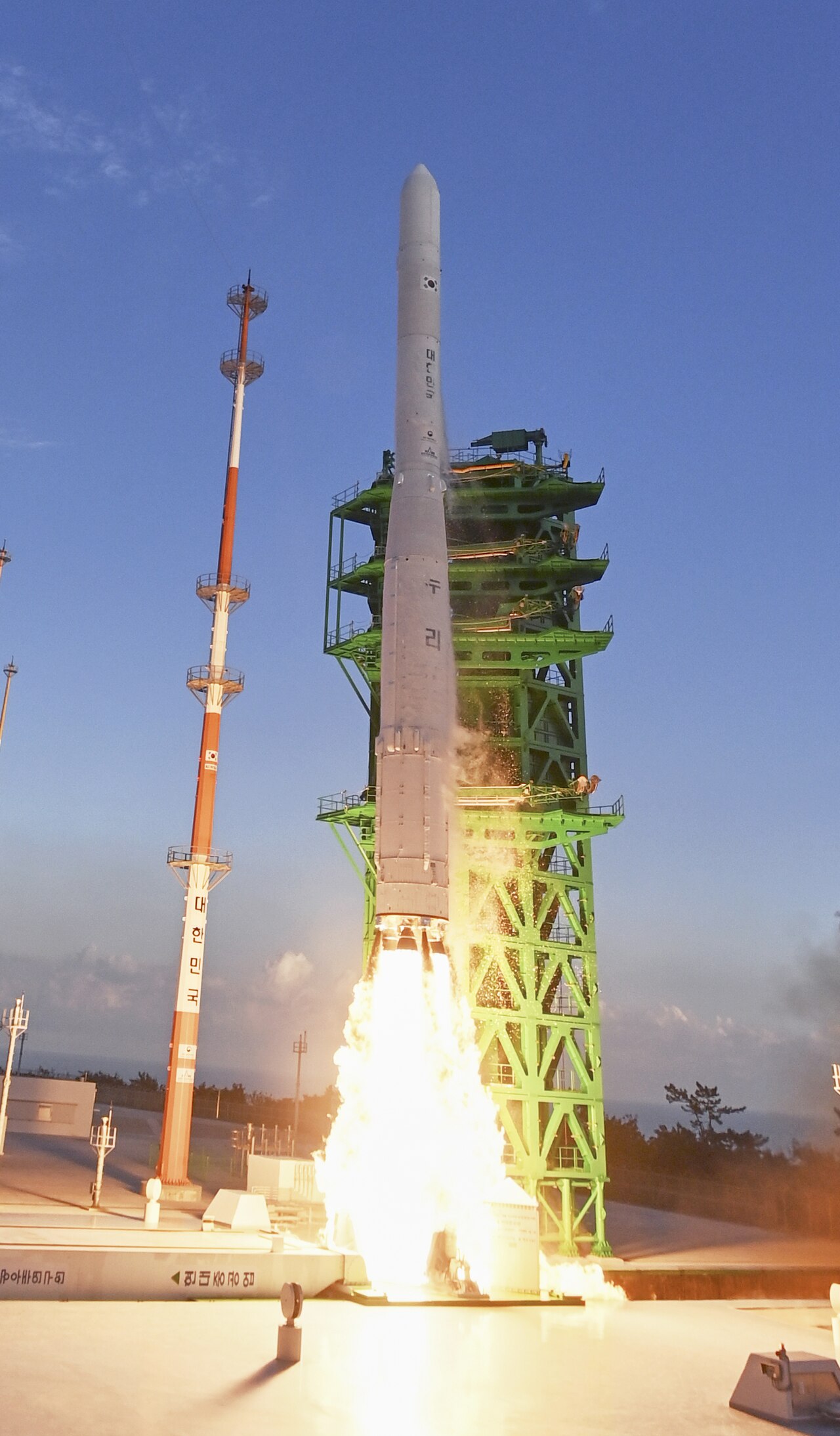 Nuri (KSLV-II) rocket launching from Naro Space Center